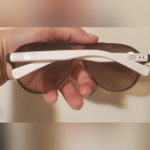 Nike Vintage 88 EV0640 Sunglasses.